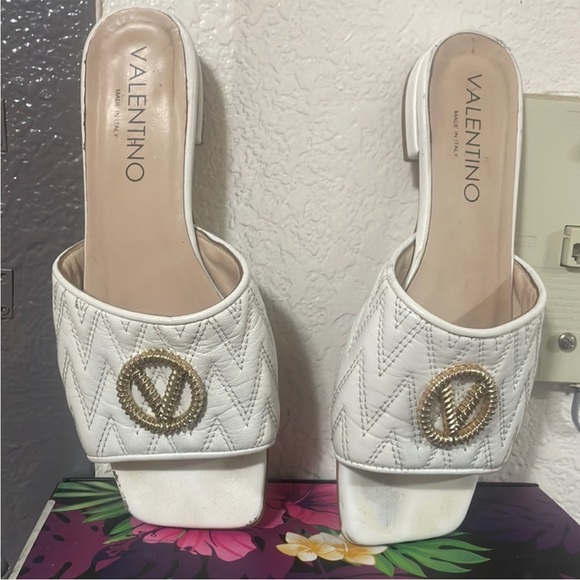 Valentino sandals - Picture 1 of 8
